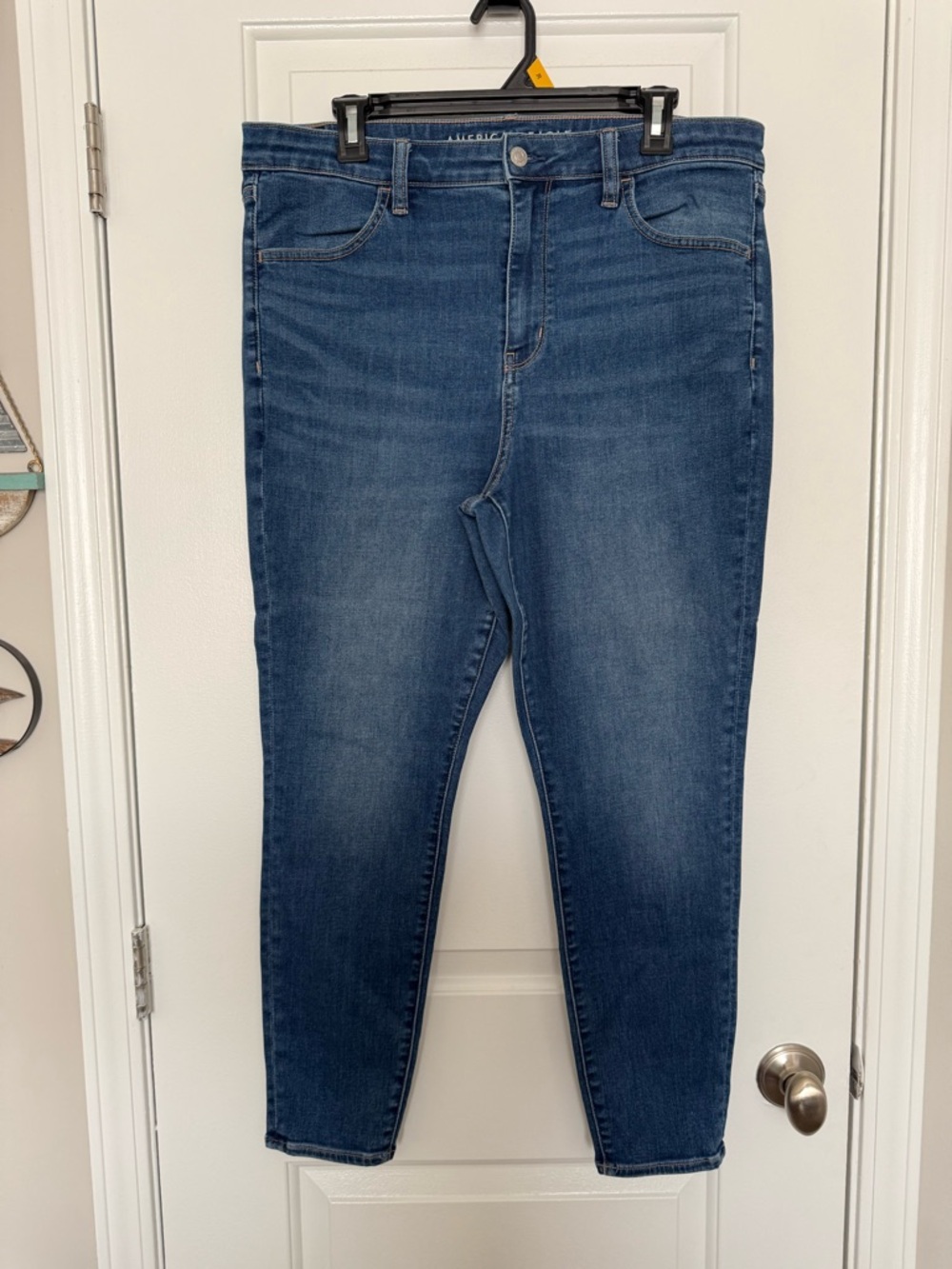 American Eagle Outfitters Women’s Skinny Jeans - Dark Blue Wash 18S